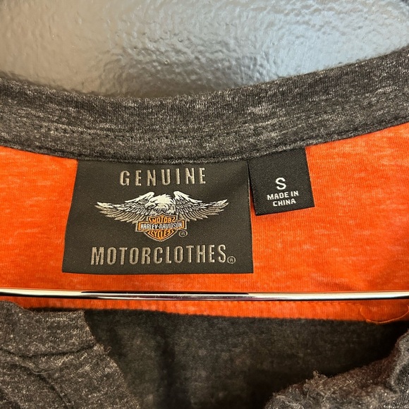Harley-Davidson S NWOT Gray and Orange Long Sleeve Tee “Gas Can” - Picture 10 of 14